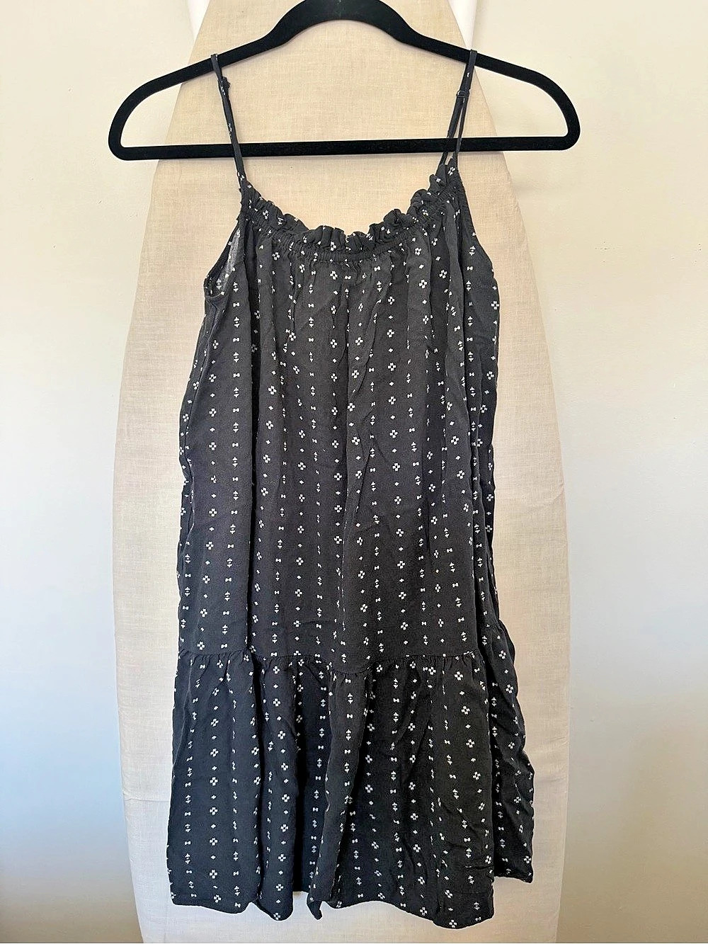 H&M Floral Mini Dress in Black & White Size 2 Like New